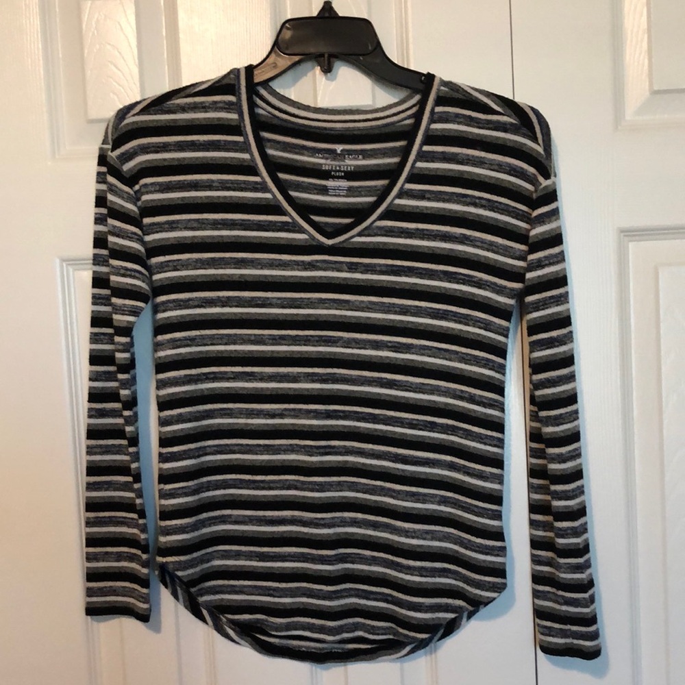 Long sleeve light sweater, Size XS